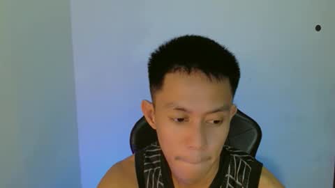 Snapshot of touch_of_alison chatting on 11.11.25 Alison online show from 11.11.25