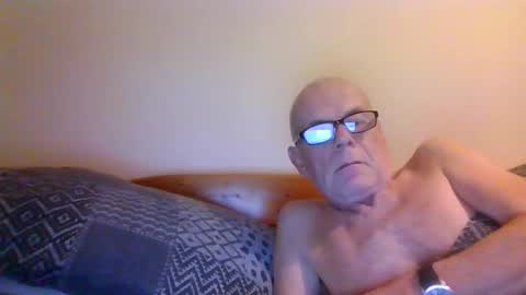 Snapshot of touche5656607203 chatting on 12.14.25 touche5656607203 online show from 12.14.25