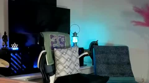 Town online show from 06.08.26