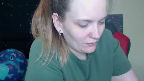 Snapshot of toxiclilly chatting on 12.02.24 Lilly Miss Mistress Goddess Maam Queen Boss online show from 12.02.24