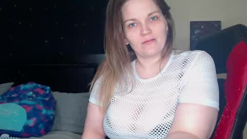 Snapshot of toxiclilly chatting on 01.09.25 Lilly Miss Mistress Goddess Maam Queen Boss online show from 01.09.25