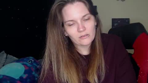 Snapshot of toxiclilly chatting on 02.03.25 Lilly Miss Mistress Goddess Maam Queen Boss online show from 02.03.25