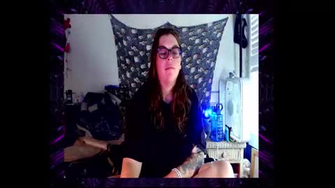 Toxiclove1311 online show from 11.29.25