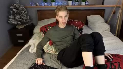 Max online show from 12.20.25