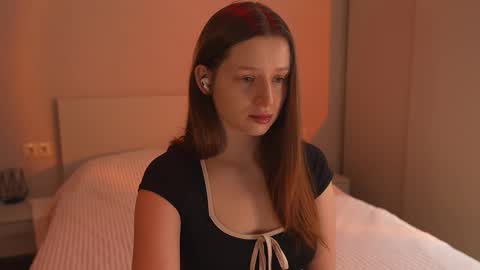 Bella online show from 12.15.25