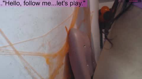 Snapshot of toxxxic_cams chatting on 11.01.25 toxca69 online show from 11.01.25