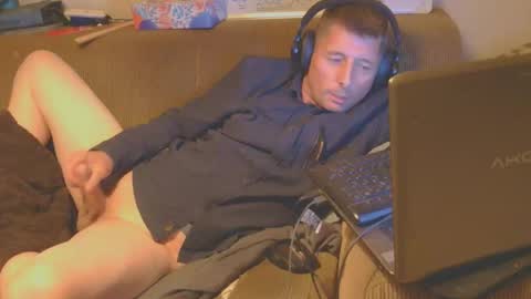 Snapshot of toyboy5546 chatting on 10.16.25 Toyboy online show from 10.16.25