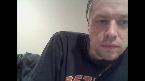 Snapshot of tpete119 chatting on 12.23.24 Shooter McGavin online show from 12.23.24