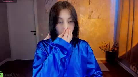 tracey_gill online show from 06.10.26