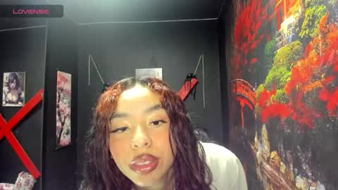 tracy_ks online show from 12.22.25