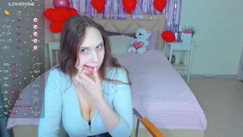 Kate online show from 02.13.25