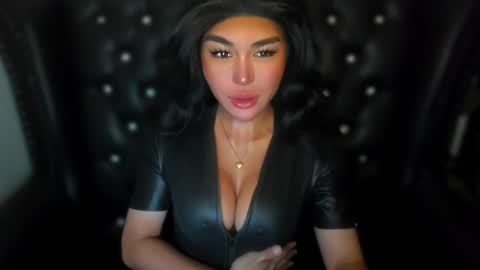 ALMIGHTY GODDESS VALENTINA online show from 01.05.25