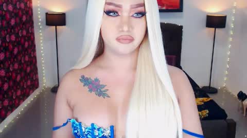 KYLIE BELLA  TS online show from 07.01.26