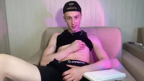 Travis online show from 04.25.26