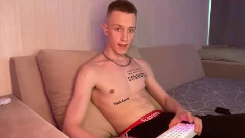 Travis online show from 05.08.26