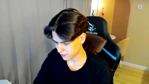 travisrivas online show from 12.19.25