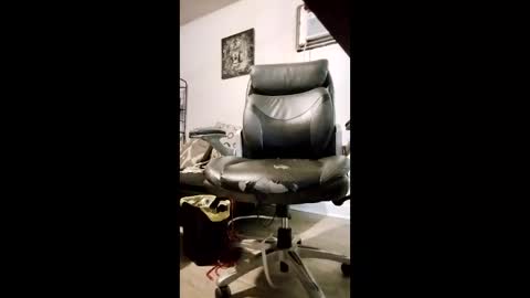 Snapshot of tray713152 chatting on 06.03.26 10Thickness online show from 06.03.26