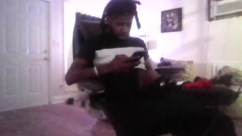 Snapshot of tray713152 chatting on 06.14.26 10Thickness online show from 06.14.26