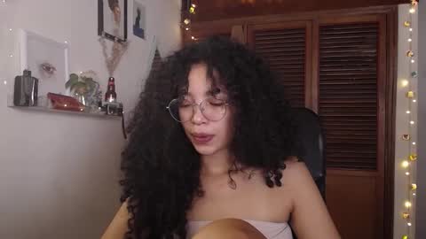 Emily online show from 03.05.25