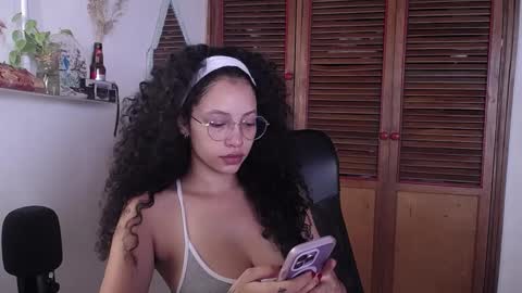 Emily online show from 09.08.25