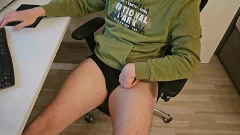 tree1989 online show from 02.16.25