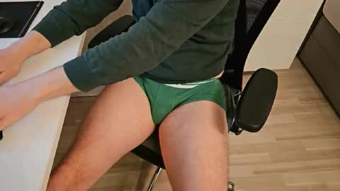 tree1989 online show from 02.25.25