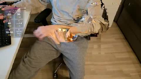 tree1989 online show from 12.18.25