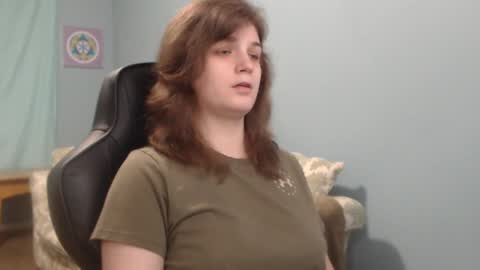 Snapshot of treejeanne chatting on 12.16.24 TreeJeanne online show from 12.16.24