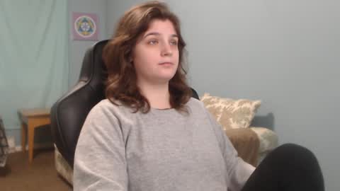 Snapshot of treejeanne chatting on 12.23.24 TreeJeanne online show from 12.23.24