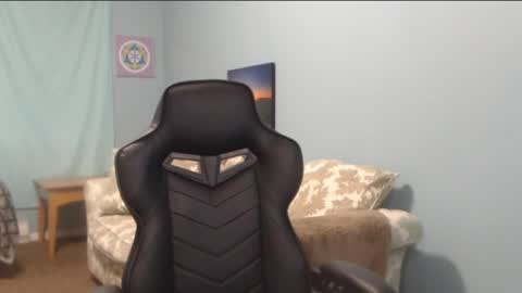 Snapshot of treejeanne chatting on 12.29.24 TreeJeanne online show from 12.29.24