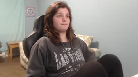 Snapshot of treejeanne chatting on 01.07.25 TreeJeanne online show from 01.07.25