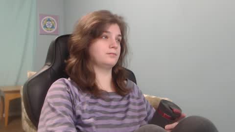 Snapshot of treejeanne chatting on 02.16.25 TreeJeanne online show from 02.16.25