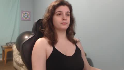 Snapshot of treejeanne chatting on 03.02.25 TreeJeanne online show from 03.02.25