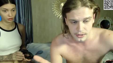 Snapshot of treezyny chatting on 02.06.25 Sarah And Jon online show from 02.06.25