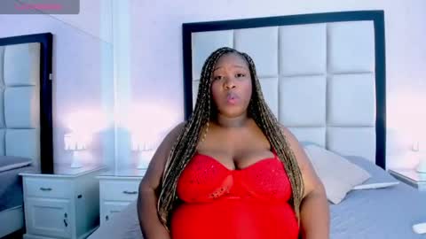 Treisy Vixen big ass online show from 06.19.26