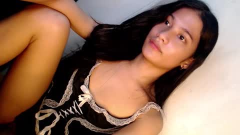 STEPHANiE online show from 12.16.25