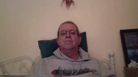 Fe-fi-fo-fum online show from 03.09.26