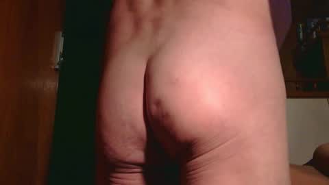 Snapshot of trevluv77 chatting on 11.22.25 trevluv77 online show from 11.22.25