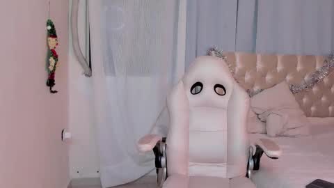 Snapshot of trevor_belmon chatting on 11.22.25 Trevor Belmon online show from 11.22.25