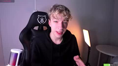 TrevorBenson online show from 12.17.25