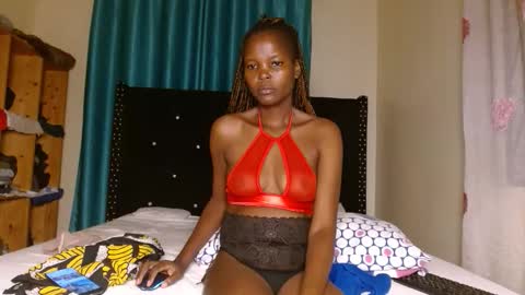 Snapshot of trey_queens chatting on 03.23.26 trey_queens online show from 03.23.26