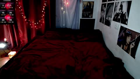 Vicky online show from 01.14.25