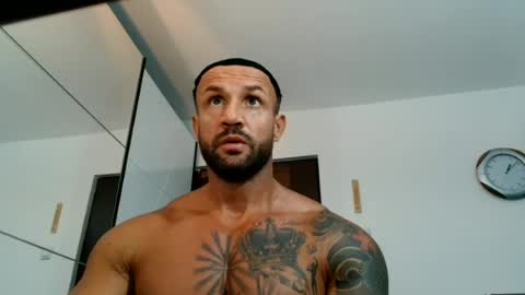 Snapshot of tridentmuscles chatting on 06.16.26 tridentmuscles online show from 06.16.26