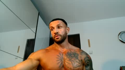 Snapshot of tridentmuscles chatting on 07.02.26 tridentmuscles online show from 07.02.26