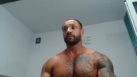 Snapshot of tridentmuscles chatting on 07.05.26 tridentmuscles online show from 07.05.26