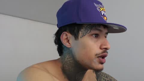 - trieone online show from 12.17.24