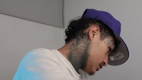 - trieone online show from 02.05.25