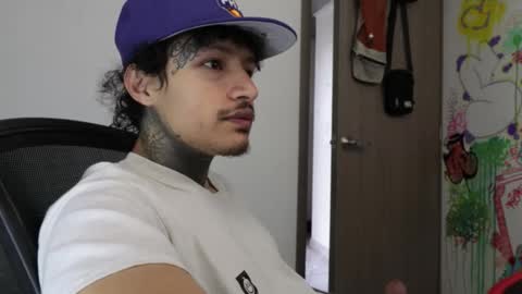 Snapshot of trieone chatting on 02.03.26 - trieone online show from 02.03.26