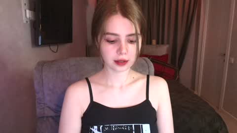 Snapshot of tripleprinces chatting on 01.10.25 tripleprinces online show from 01.10.25