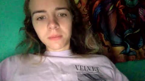 Snapshot of trippybb222 chatting on 10.28.25 trippybb222 online show from 10.28.25